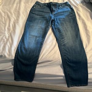 Chico’s jeans So Slimming Girlfriend Slim Leg Ankle Size 8R (Chico’s 1R).